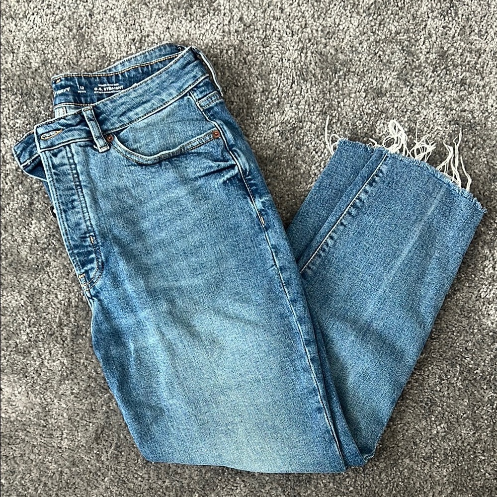 Old Navy Blue Ankle Cropped Jeans with Distressed Hem
